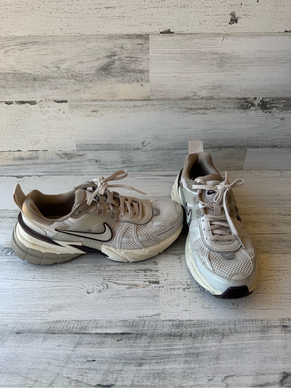 Nike Dad-shoe Sneakers - Picture 5 of 5